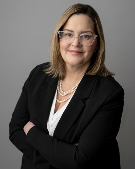 Juliana Saxberg - Principle Lawyer